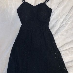 BLACK FLORAL DRESS WITH REMOVABLE STRAPS